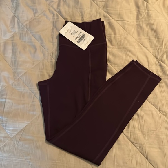 Fabletics Pants - Fabletics The Oasis 7/8 legging